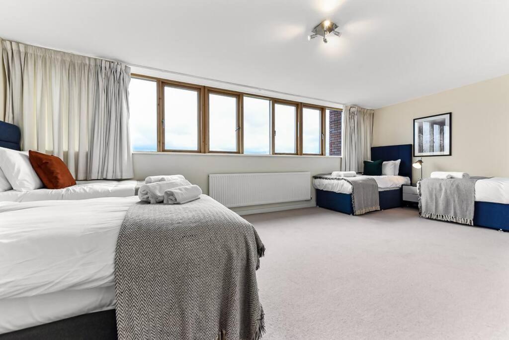 Large Group & Contractor Booking! Duplex W/Parking Milton Keynes Zewnętrze zdjęcie